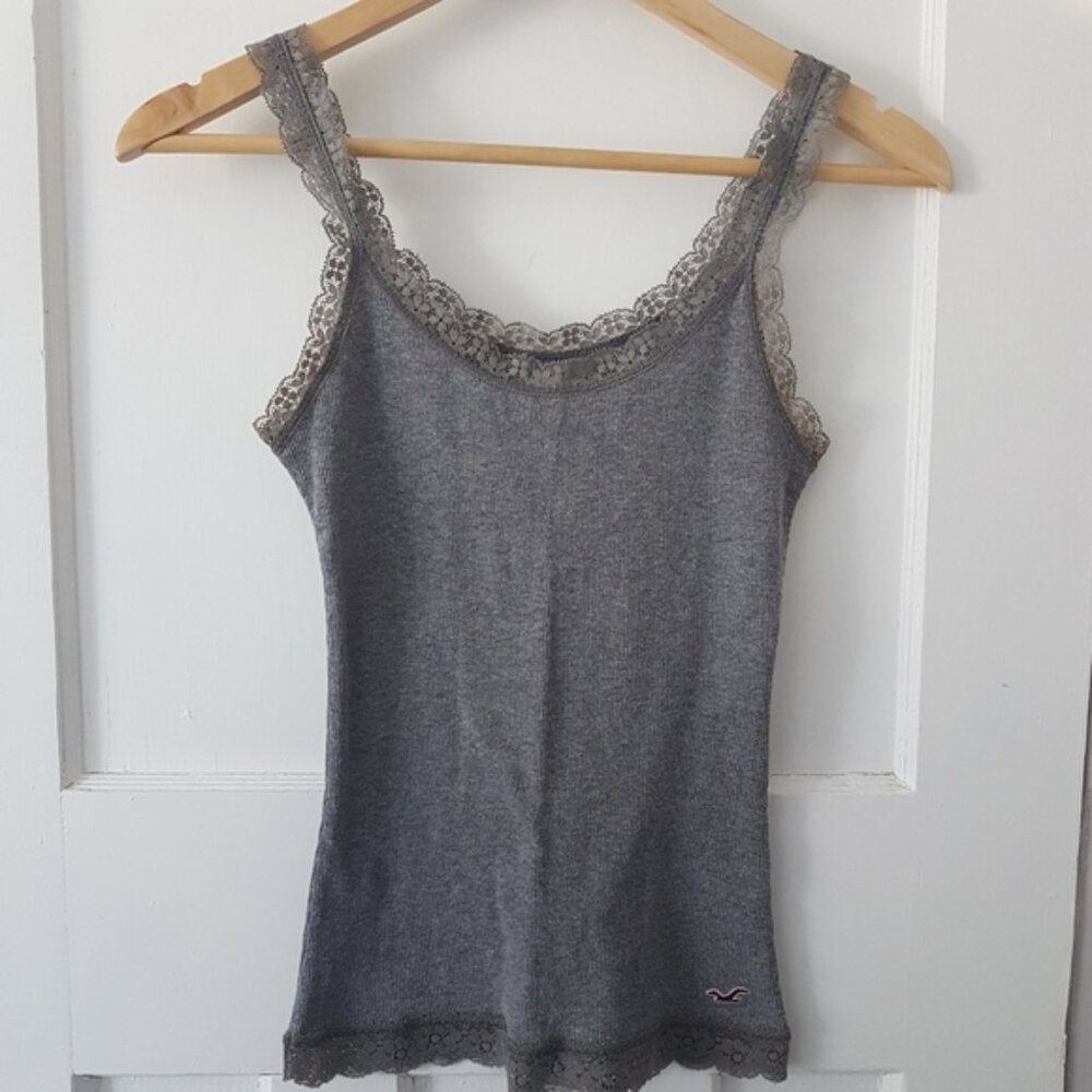 Hollister Similar Elena Gilbert Y2K Lace Detail Ribbed Tank Top Gray Sz XS